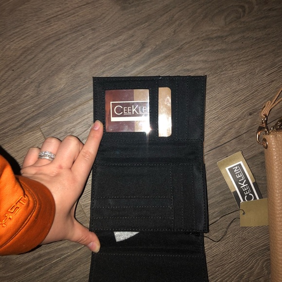 NWT Cee Klein wallets - Picture 3 of 4